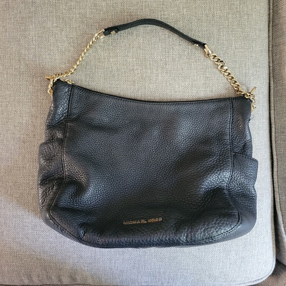 Micheal Kors Purse - Picture 2 of 4